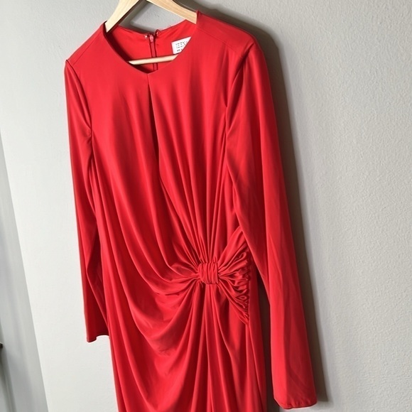 Ieena for Mac Duggal 55708 Long Sleeve Keyhole Draped Gown in Brick Red Size 12 - Picture 6 of 11